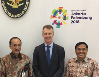 Professor David Heymann CBE, Professor Robyn Alders AO, Dr Claudia Surjadjaja, Dr Sigit Priohutomo, Ambassador Blair Exell, and Deputy Assistant of Disease Prevention and Control, Dr Naalih Kelsum.